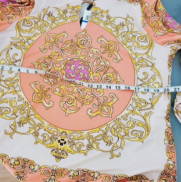 Melissa Paige Top - Picture 7 of 10